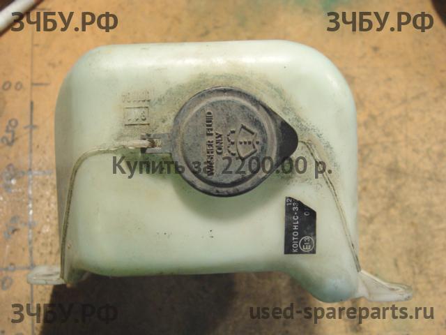 Toyota Land Cruiser 80 Бачок омывателя лобового стекла