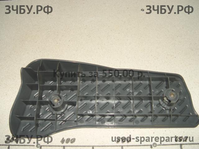 Toyota Land Cruiser 120 (PRADO) Накладка на порог (кузов внутри)