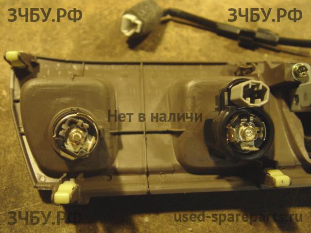 Toyota Land Cruiser 100 Накладка декоративная на кулису (консоль)