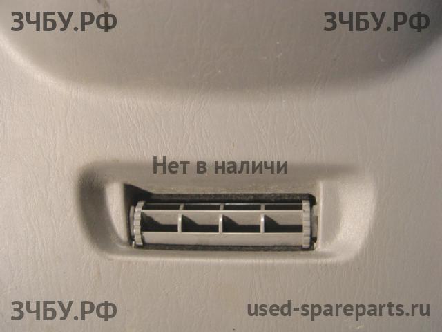 Toyota Land Cruiser 100 Накладка