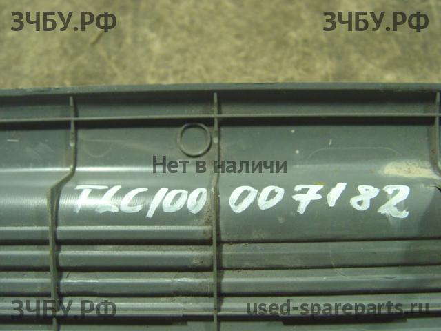Toyota Land Cruiser 100 Накладка на порог (кузов внутри)