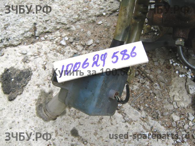 Toyota Hi Ace (4) Бачок главного тормозного цилиндра