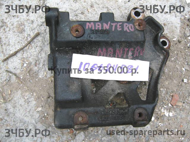 Mitsubishi Pajero/Montero Sport 1 (K9) Кронштейн компрессора кондиционера
