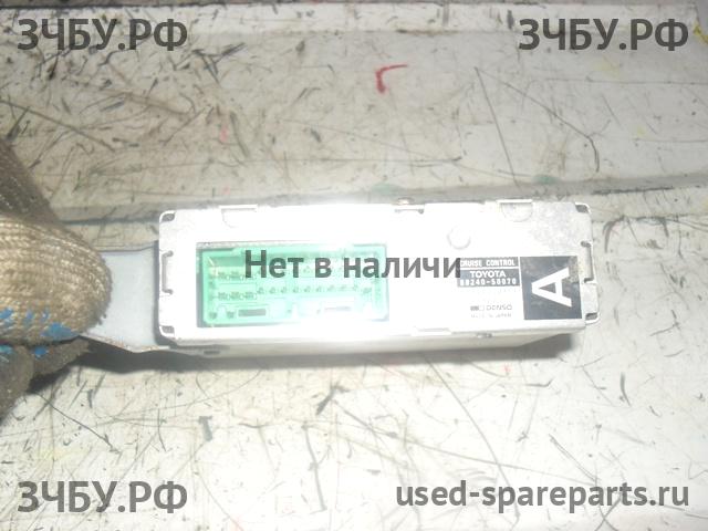 Lexus LS (2) 400 Блок электронный