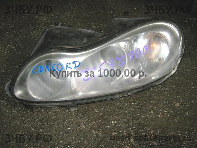 Chrysler Concorde 2 Фара левая