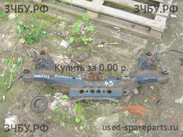 Toyota Avensis 2 Балка задняя поперечная