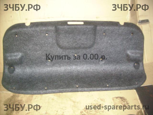 Mazda 3 [BK] Обшивка крышки багажника