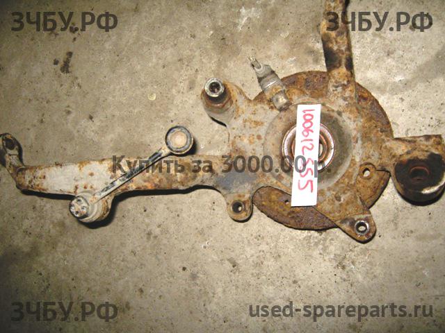 Mazda 929 [HC] Кулак задний правый