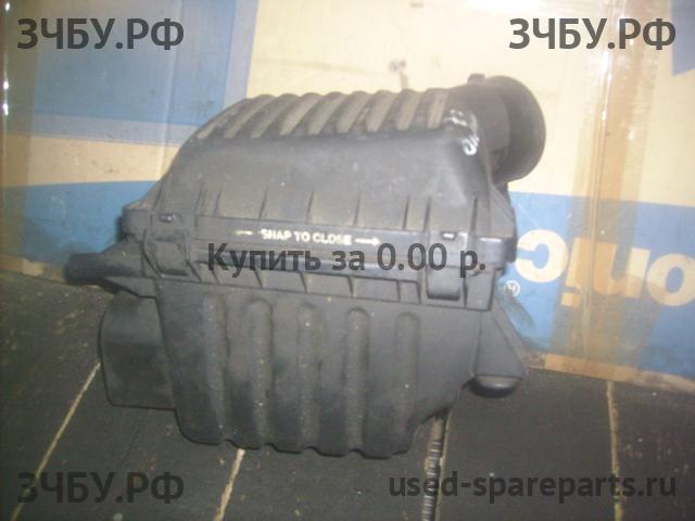 Dodge Intrepid 2 Корпус воздушного фильтра