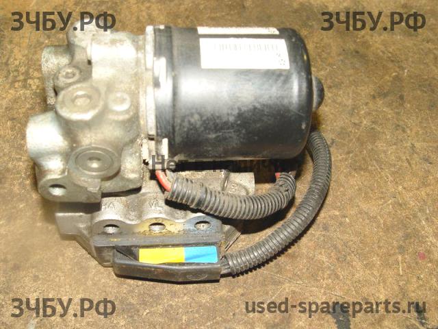 Jeep Grand Cherokee 1 Блок ABS (насос)