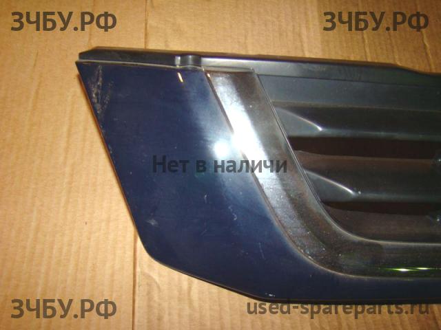 Honda CR-V 1 Решетка радиатора