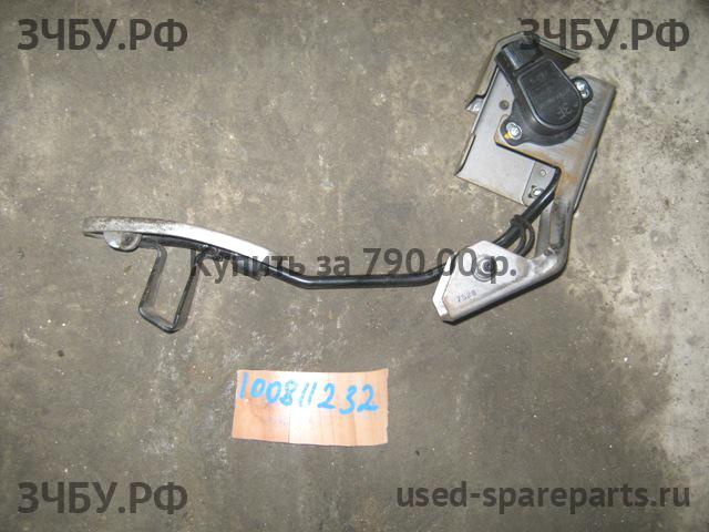 Infiniti FX 35/45 [S50] Педаль газа