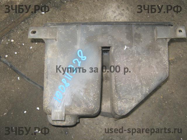 Ford Explorer 1 Бачок омывателя лобового стекла