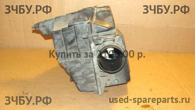 Land Rover Discovery 3 Корпус воздушного фильтра