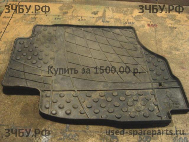 Mitsubishi Outlander 1 (CU) Коврики салона (комплект)