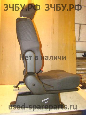 Nissan Pathfinder 2 (R51) Сиденье