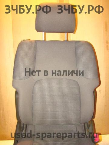 Nissan Pathfinder 2 (R51) Сиденье