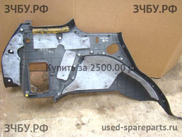 KIA Sorento 1 Обшивка багажника