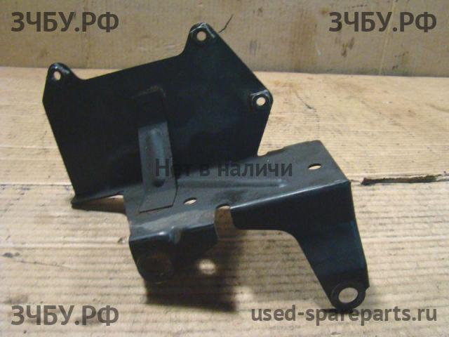 Land Rover Freelander 1 Кронштейн
