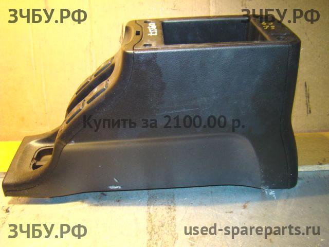 Land Rover Freelander 1 Консоль между сиденьями (Подлокотник)