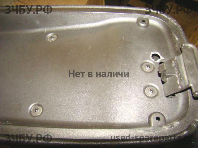 Chevrolet Trail blazer 1 Консоль между сиденьями (Подлокотник)