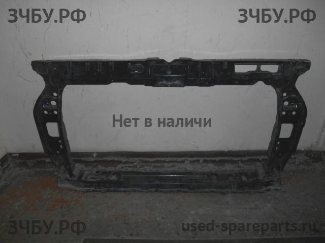 Hyundai Solaris 1 Панель передняя (телевизор)