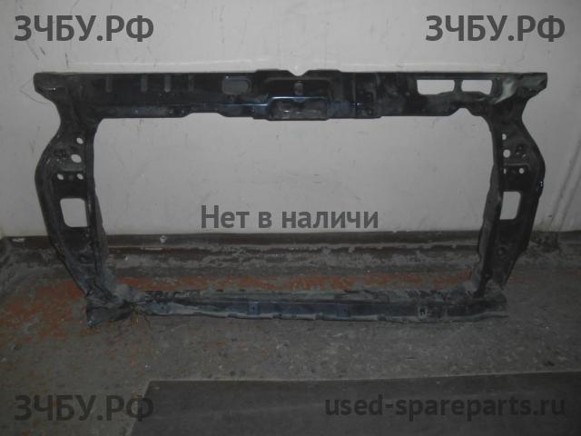 Hyundai Solaris 1 Панель передняя (телевизор)