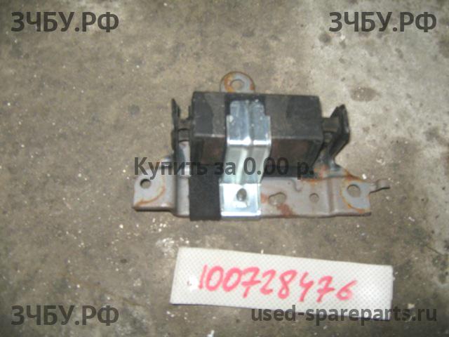 Toyota Highlander 1 Кронштейн