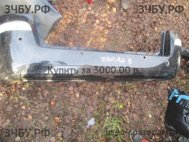 Opel Zafira B Бампер задний