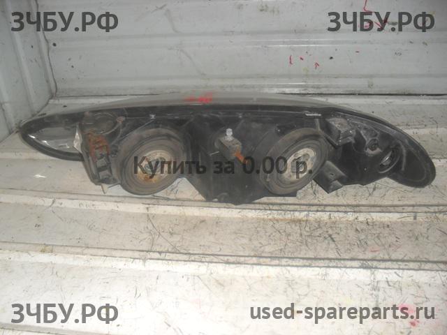 Dodge Intrepid 2 Фара правая