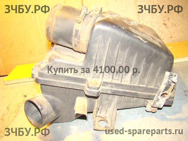 KIA Sportage 2 Корпус воздушного фильтра