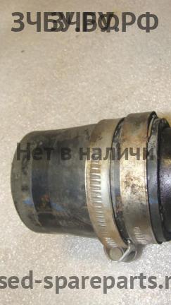 Nissan Pathfinder 2 (R51) Патрубок