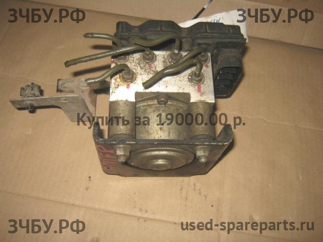 Mitsubishi Fuso/Canter (2) Блок ABS (насос)