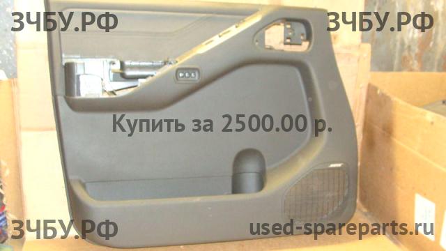 Nissan Pathfinder 2 (R51) Обшивка двери передней левой