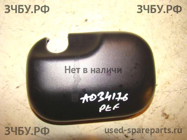 Nissan Pathfinder 2 (R51) Заглушка