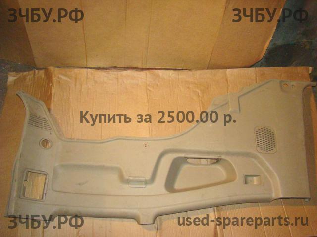 Nissan Terrano 2 (R20) Обшивка багажника