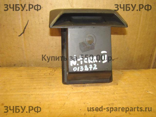 Nissan Terrano 2 (R20) Пепельница