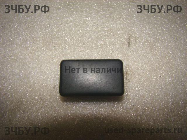 Nissan Patrol (Y61) Заглушка