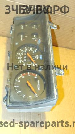 Nissan Patrol (160) Панель приборов