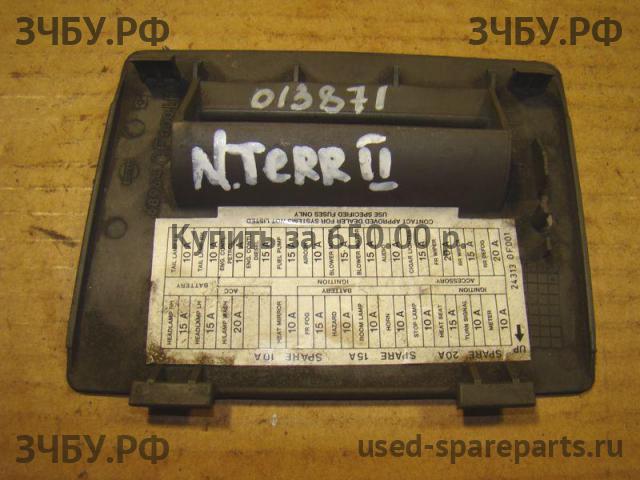 Nissan Terrano 2 (R20) Накладка декоративная на торпедо