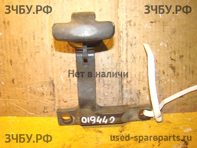 Nissan Terrano 1 /Pathfinder 1 (WD21) Кронштейн
