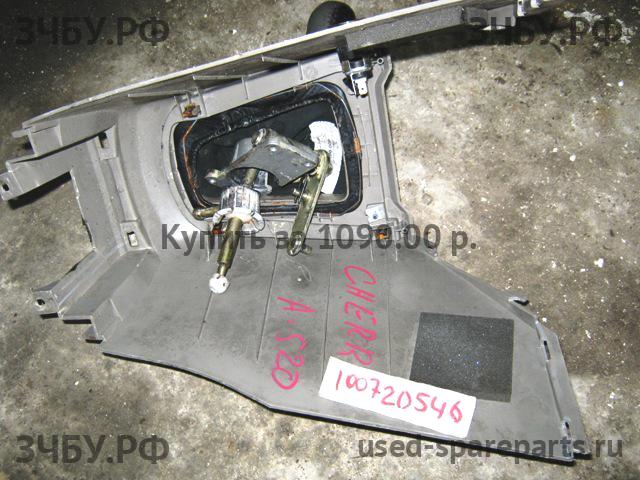 Chery Fora (A21) Консоль между сиденьями (Подлокотник)