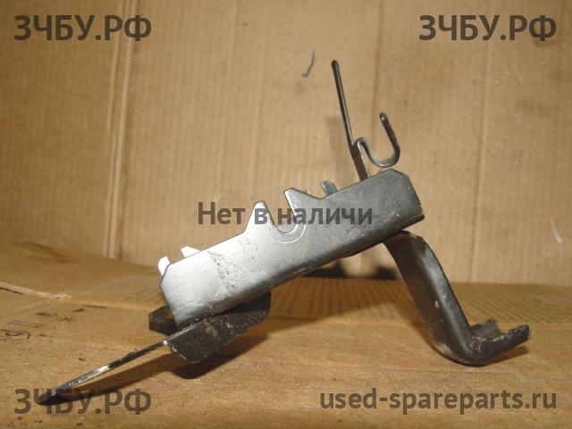 Mitsubishi Pajero/Montero Sport 1 (K9) Кронштейн блока ABS