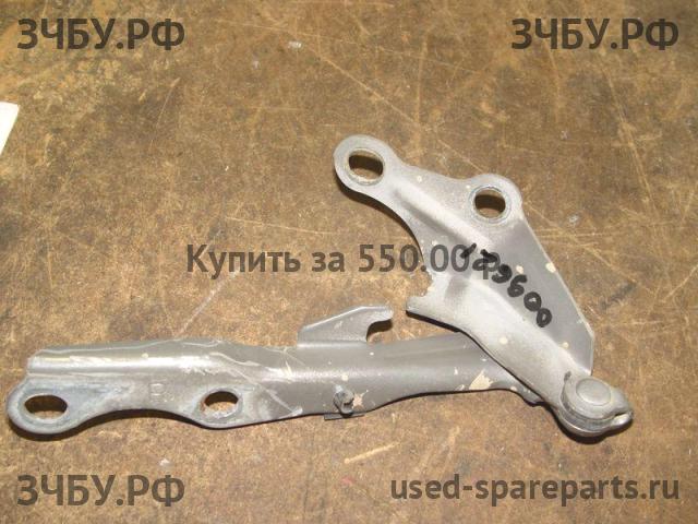 Toyota RAV 4 (1) Петля капота правая
