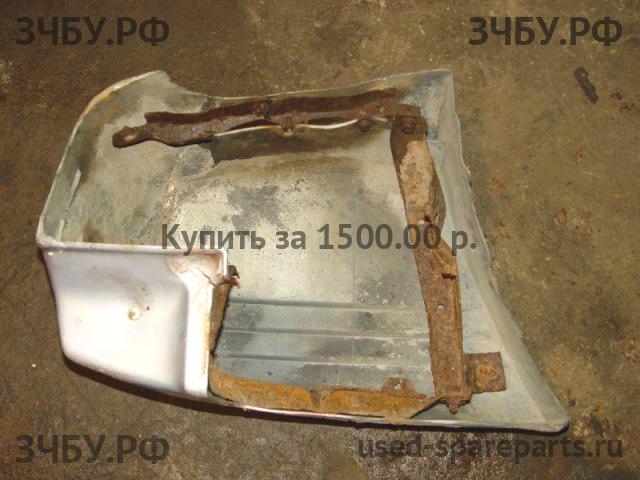 Mitsubishi Pajero/Montero 2 Накладка заднего бампера правая