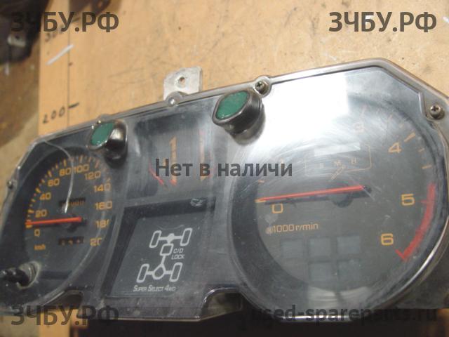 Mitsubishi Pajero/Montero 2 Панель приборов