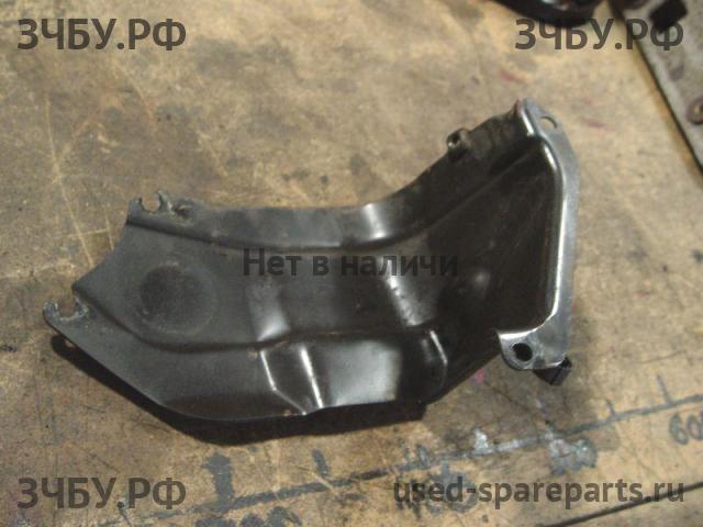 Mitsubishi Pajero Pinin (H60) Кронштейн