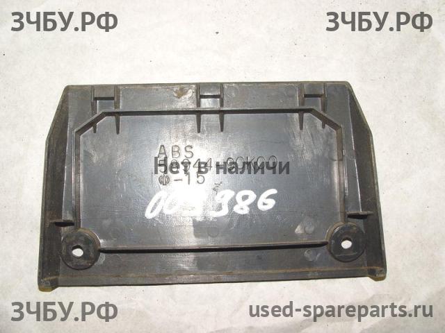 Toyota Land Cruiser 80 Накладка