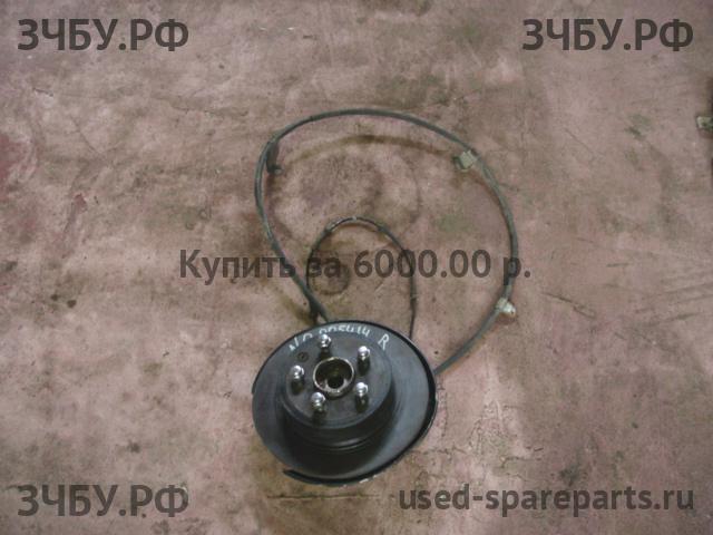 Nissan Qashqai (J10) Кулак задний правый