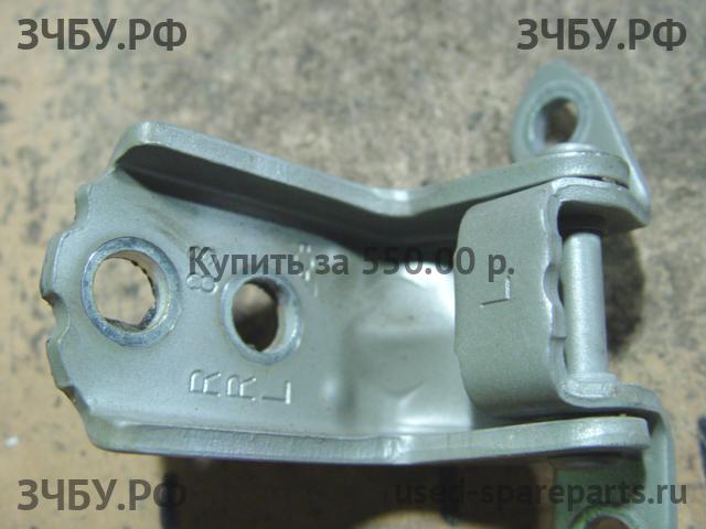 Nissan Pathfinder 2 (R51) Петля двери